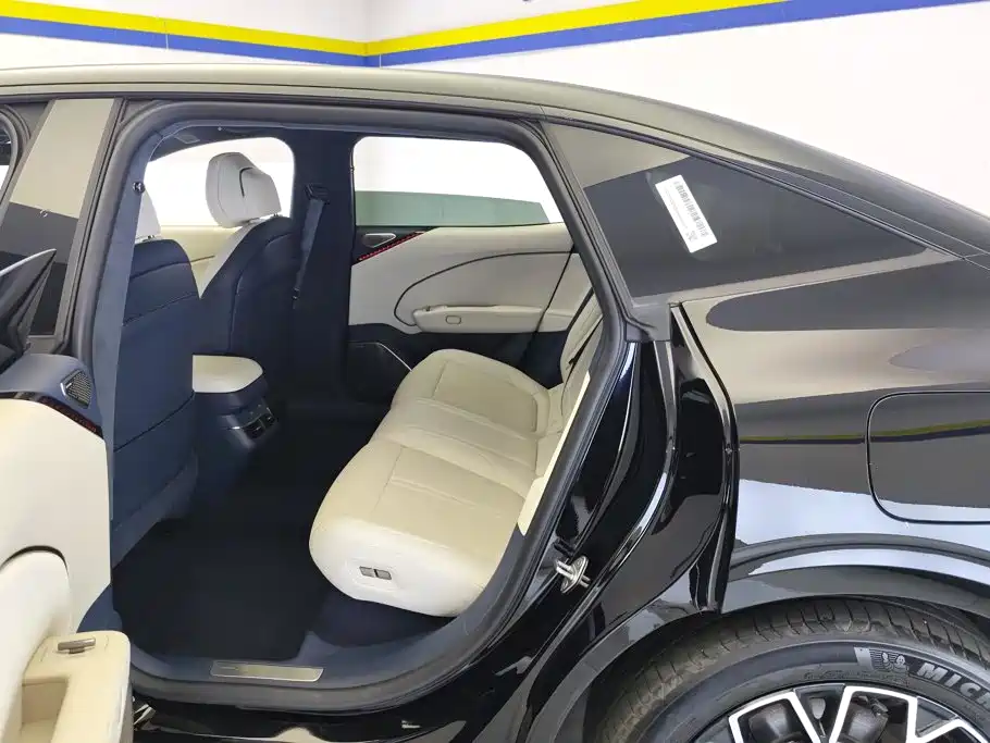 ZEEKR 007 2024 2025 Long Range RWD Smart Driving 100kWh