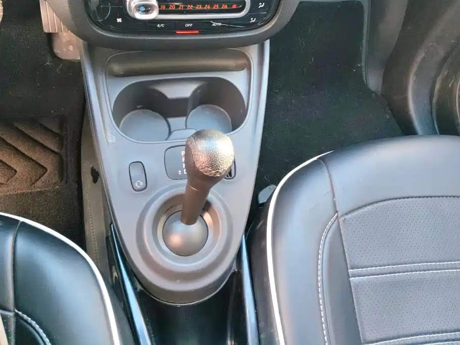 smart forfour 2018 2018 1.0L 52kW Agile Edition