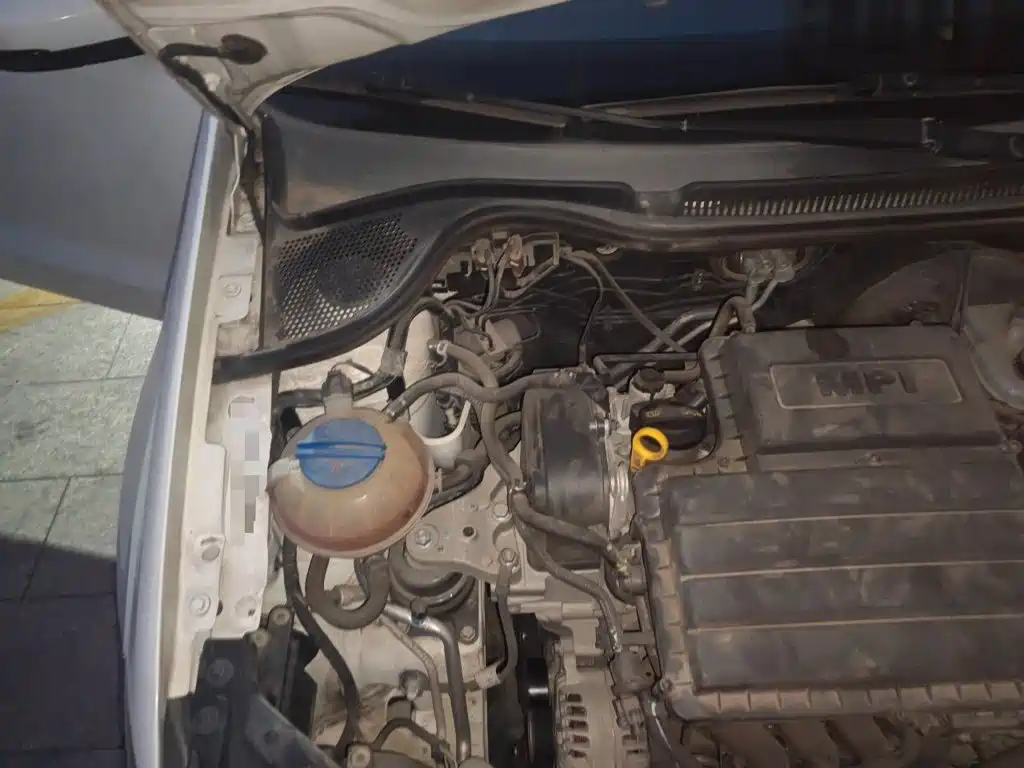 Volkswagen Polo 2015 2016 1.4L Manual Trend