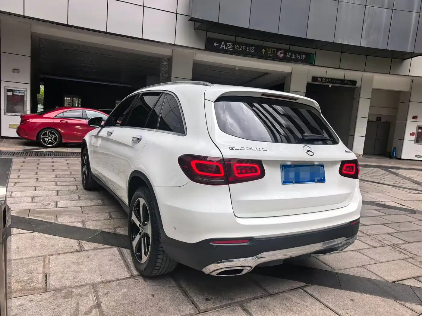 Mercedes-Benz GLC 2022 Model GLC 260 L 4MATIC Dynamic Edition фото 6