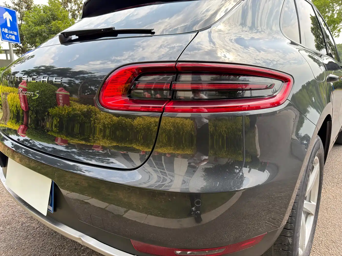 Porsche Macan 2017 Macan 2.0T фото 32