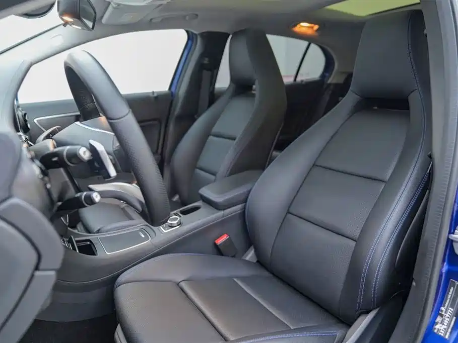 Mercedes-Benz GLA 2019 GLA 200 Fashion фото 6