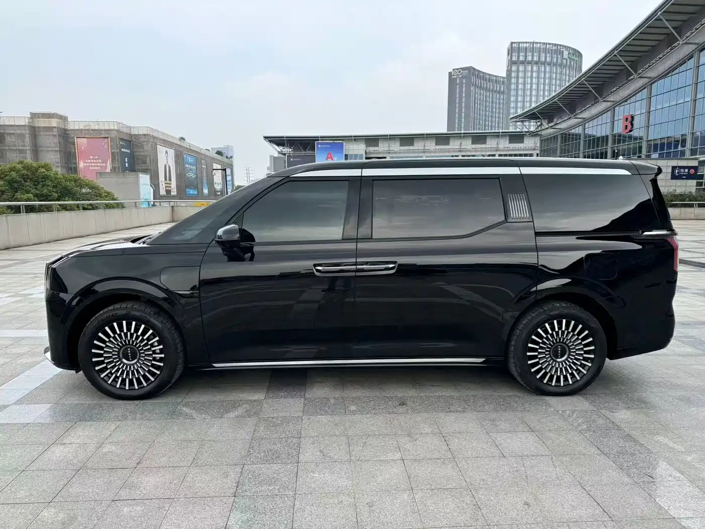 ZEEKR EXTREME KRYPTON 009