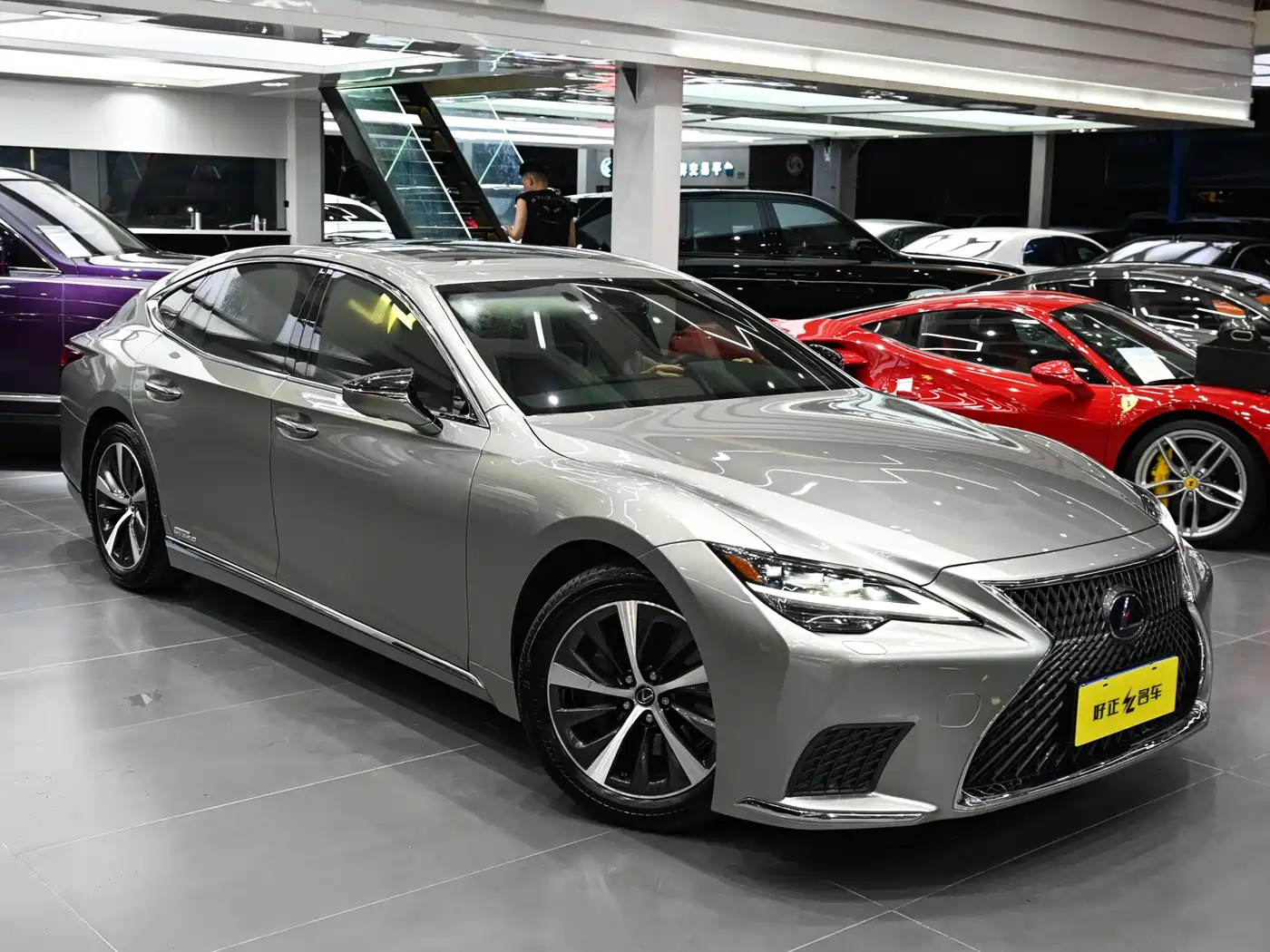 LEXUS LS