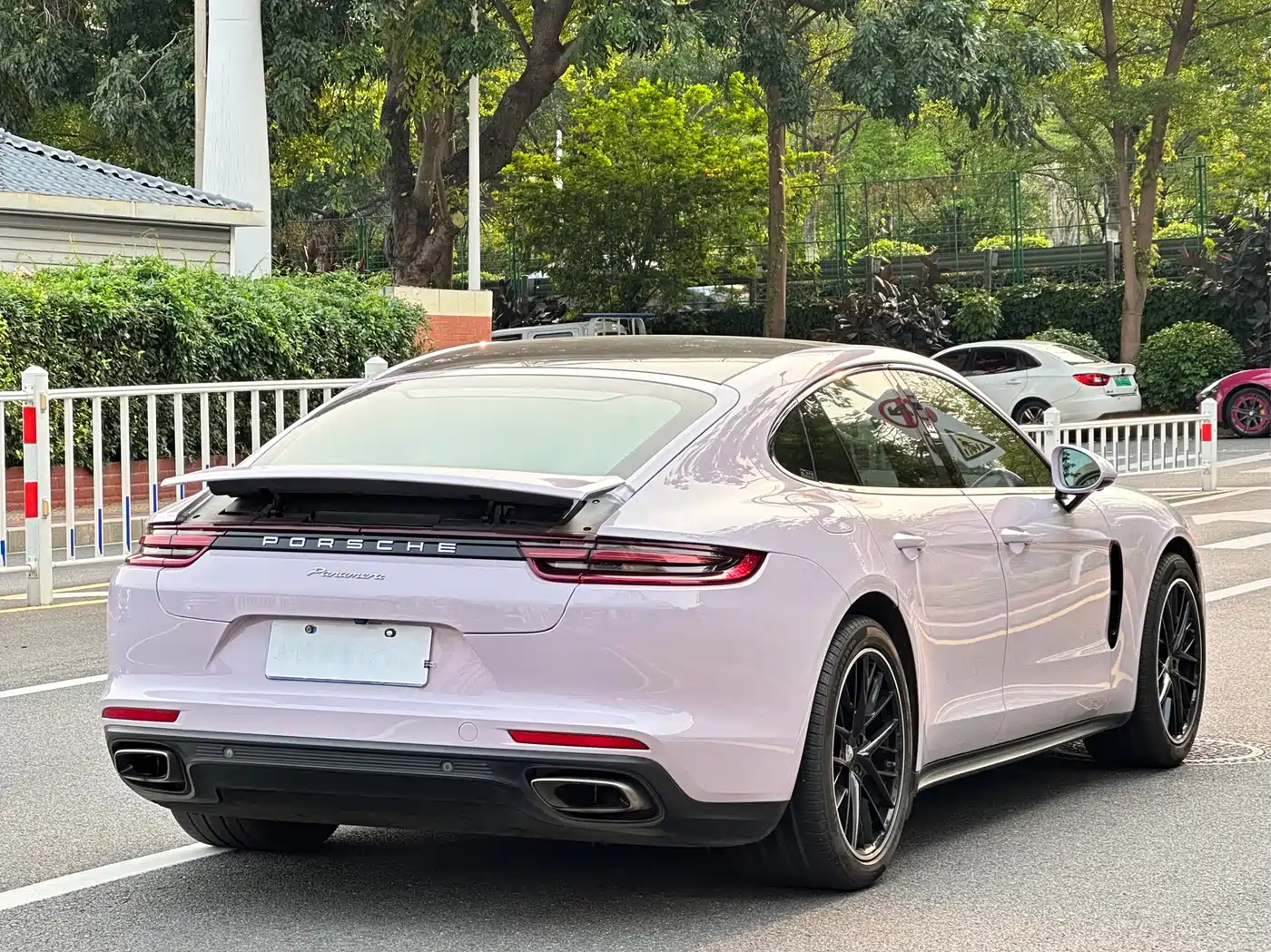 Porsche Panamera 2017 Panamera 3.0T фото 4