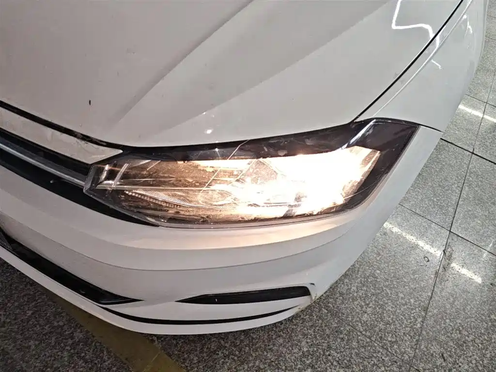 Volkswagen Polo 2023 Plus 1.5L Automatic Panorama Enjoyment Edition фото 24
