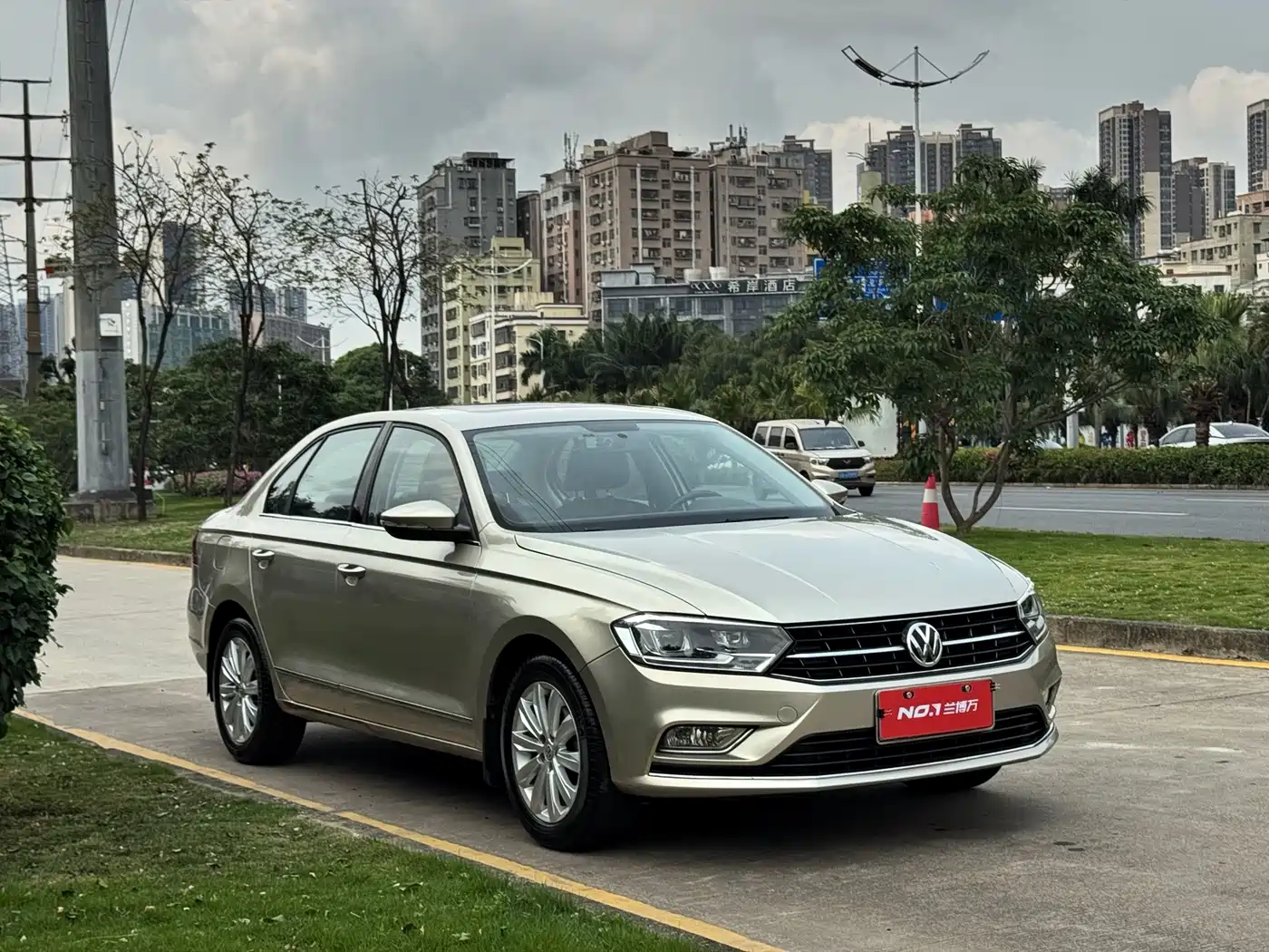 Volkswagen Bora 2018 1.5L Automatic Comfort фото 3