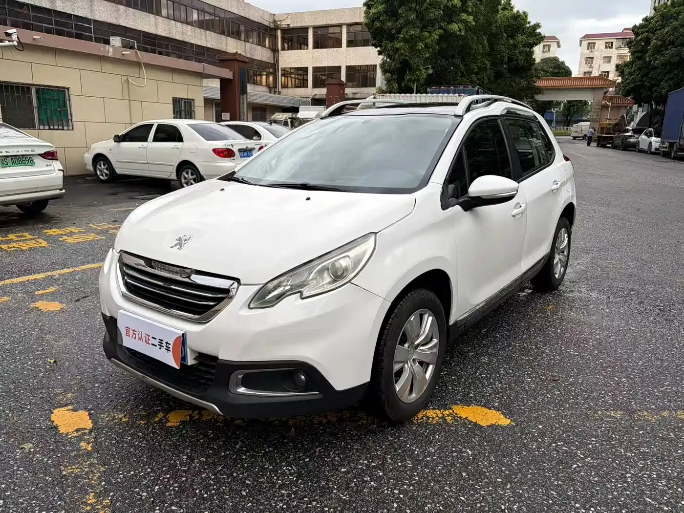 Peugeot 2008 2015 2014 1.6L Automatic Fashion Edition
