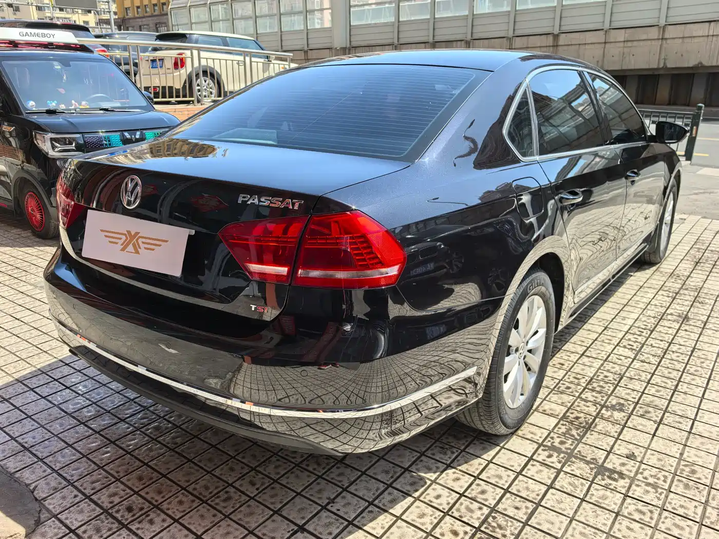 Volkswagen Passat 2015 1.8TSI DSG Honor Edition фото 4