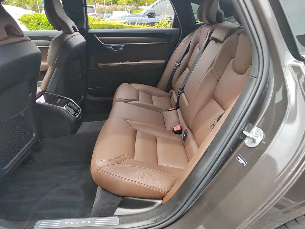 Volvo S90 2025 2025 B5 Zhiyuan Luxury Edition