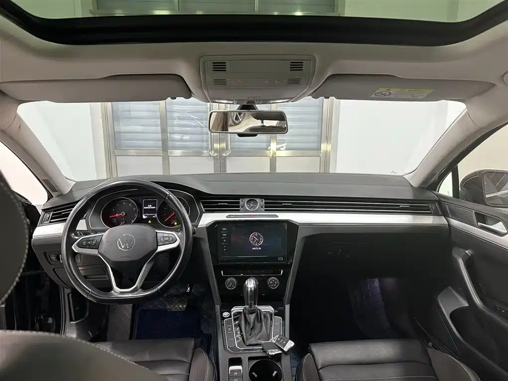 Volkswagen Magotan 2020 280TSI DSG Leading фото 14