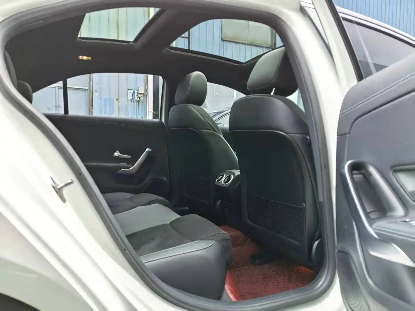 Mercedes-Benz A-Class 2023 A 200 L Fashion фото 11