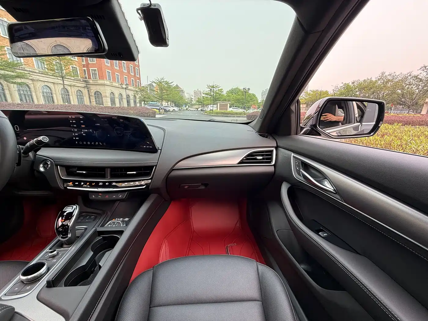 Cadillac CT5 2024 28T Luxury Model Pro фото 12