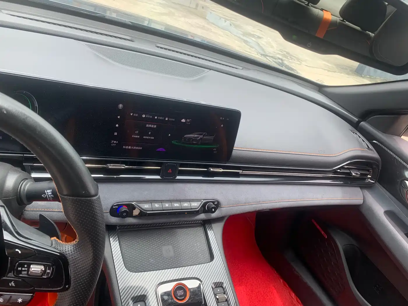 GAC Trumpchi Trumpchi Emkoo 2022 270T DCT J16 R-style Track Edition фото 8
