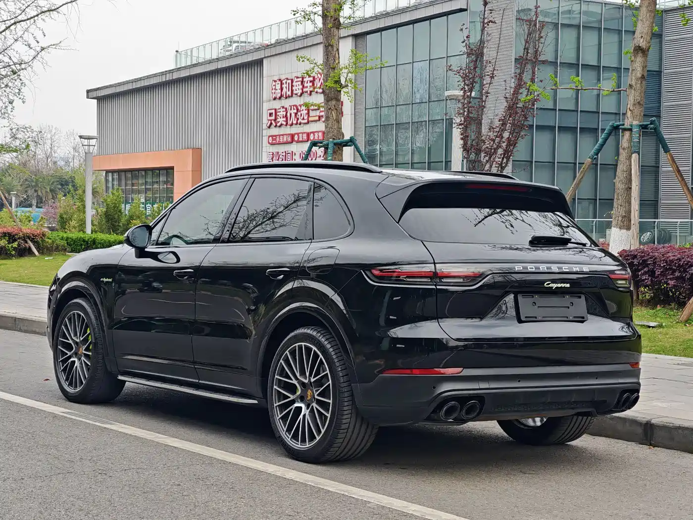 Porsche Cayenne New Energy 2021 Cayenne E-Hybrid 2.0T фото 4