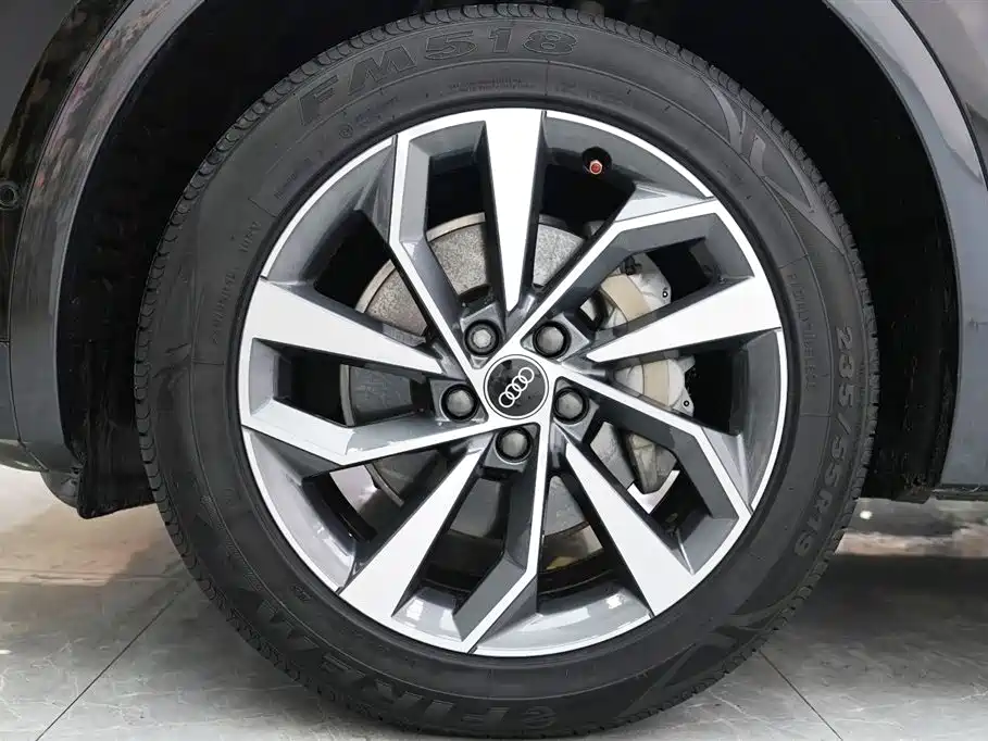 Audi Q5L 2022 Facelift 40T Luxury Elegance фото 3