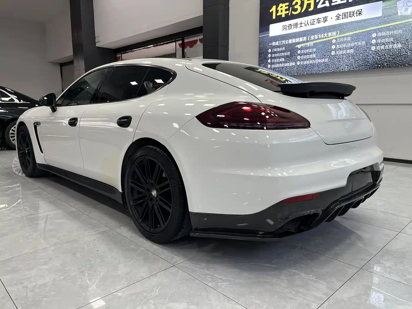 Porsche Panamera 2010 Panamera 3.6L фото 12