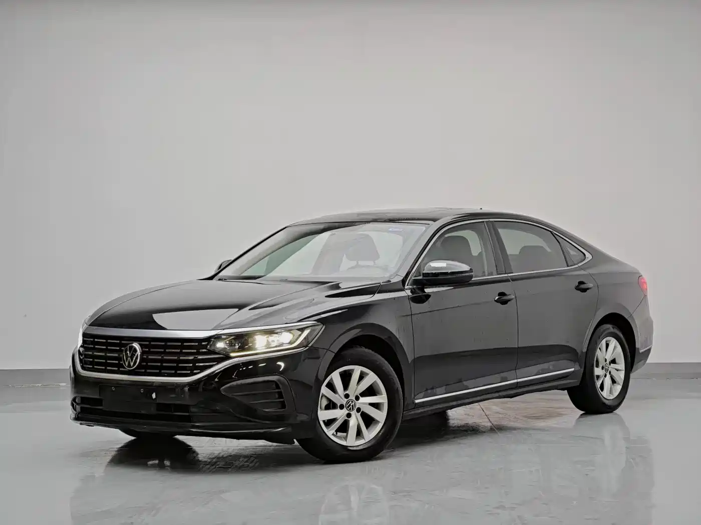 Volkswagen Passat 2022 280TSI Business Edition