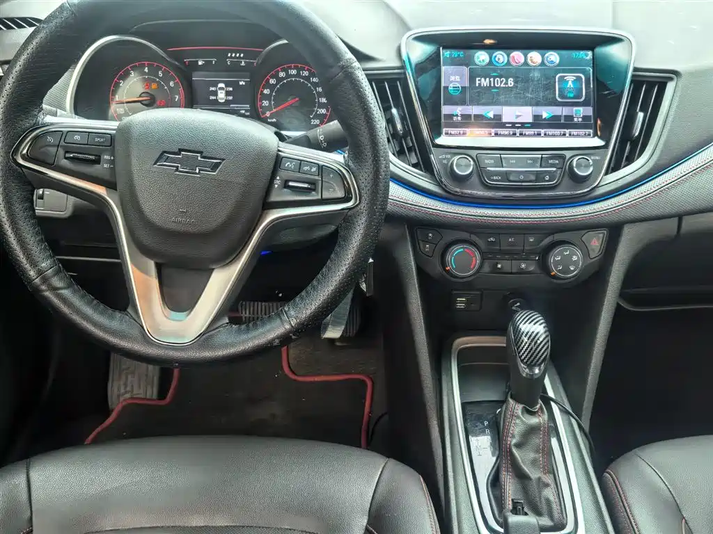 Chevrolet Monza 2019 RS 330T Auto Smooth Edition China VI фото 4