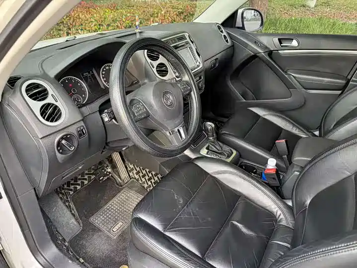 Volkswagen Tiguan 2013 1.8TSI Auto 2WD Comfort Edition фото 3