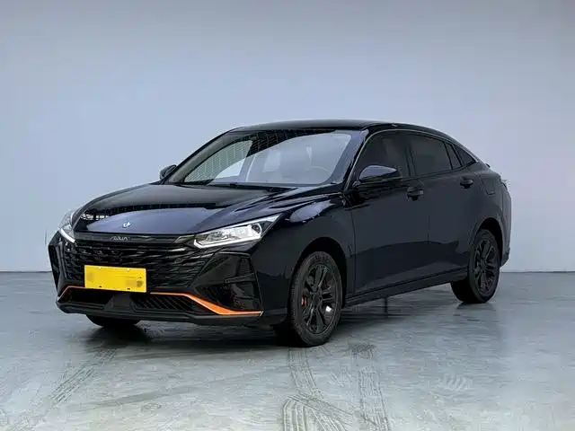 Dongfeng Aeolus Yixuan 2023 — пригон из Китая