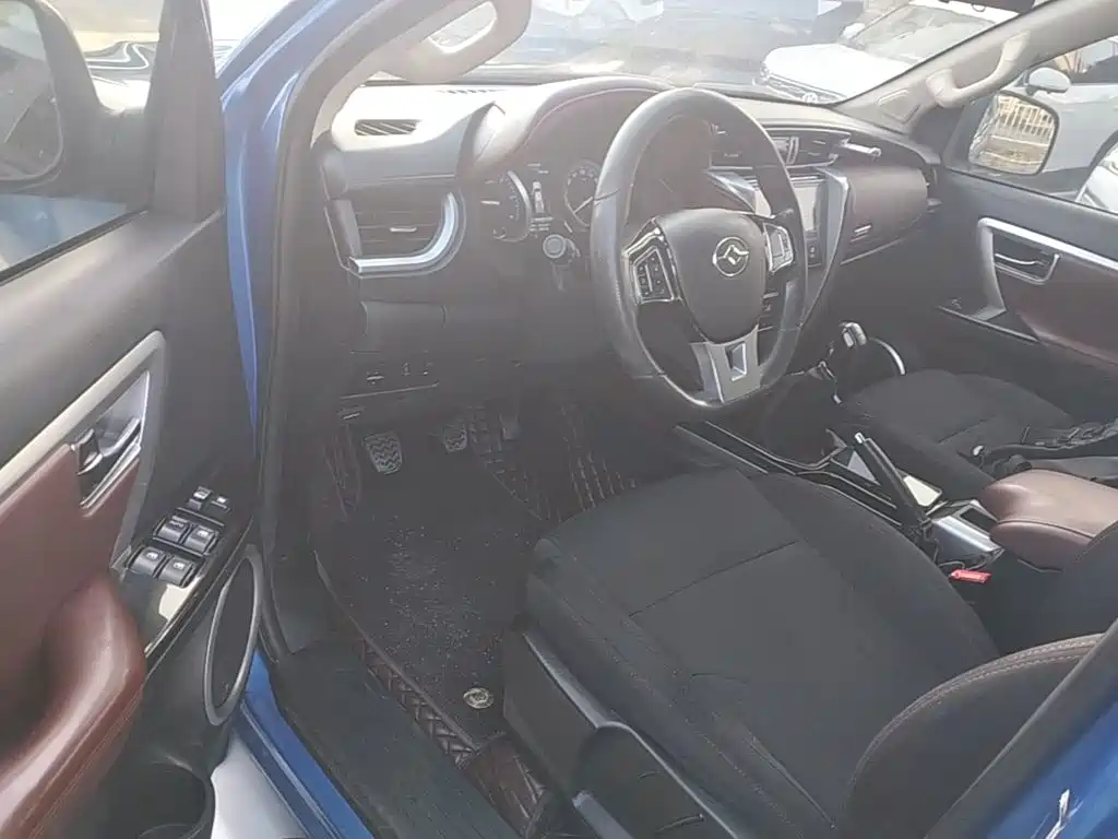 Huanghai Huanghai·Great Bull 2022 2022 2.8T Pioneer Manual Diesel 4WD Value Flatbed JE493ZLQ6H