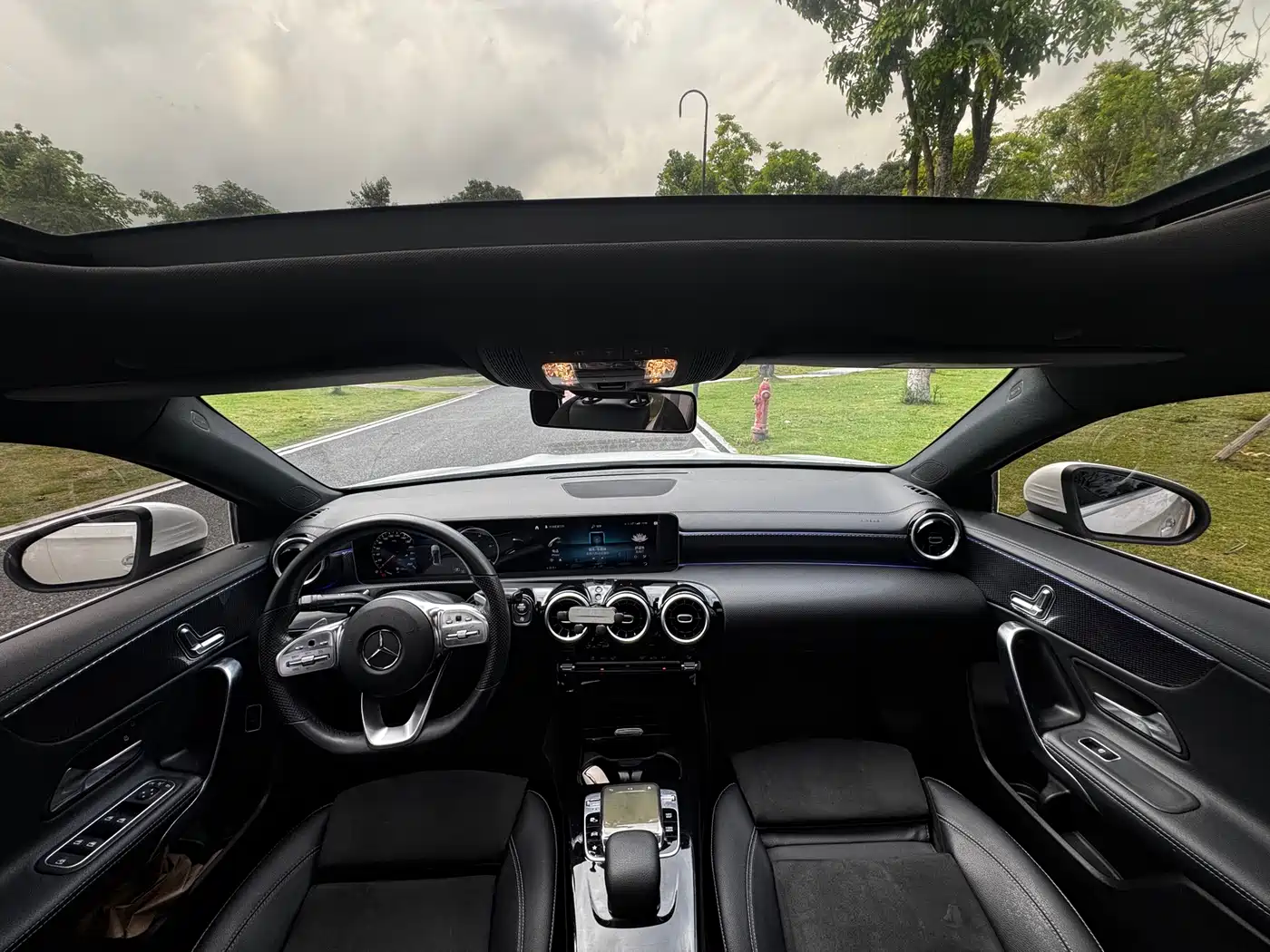 Mercedes-Benz A-Class 2019 Facelift A 200 L Sports Sedan фото 6