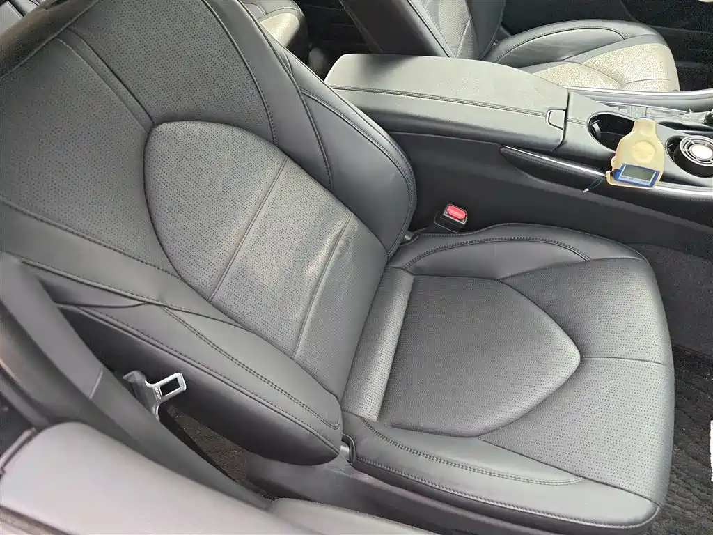 Toyota Avalon 2023 2.5L Luxury Edition фото 20