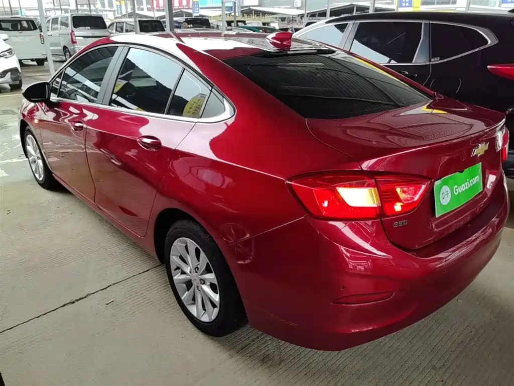 Chevrolet Cruze 2018 Facelift 320 Automatic Stylish Urban Edition фото 5