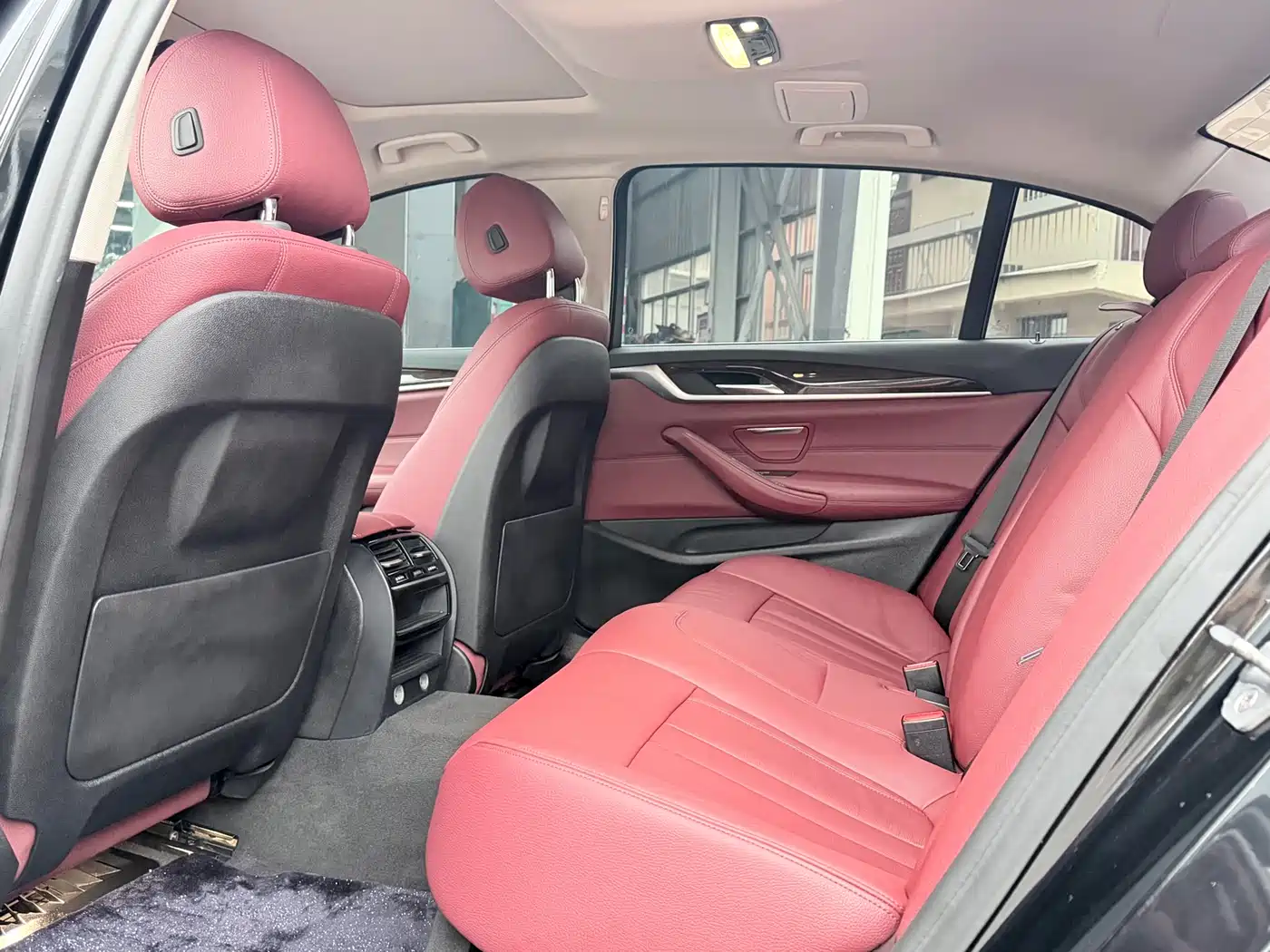 BMW 5 Series 2018 528Li Launch Special Edition фото 6