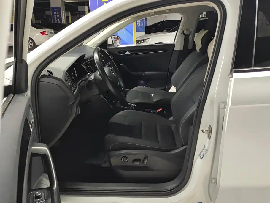 Volkswagen T-ROC 2023 2022 280TSI DSG 2WD Comfort PLUS