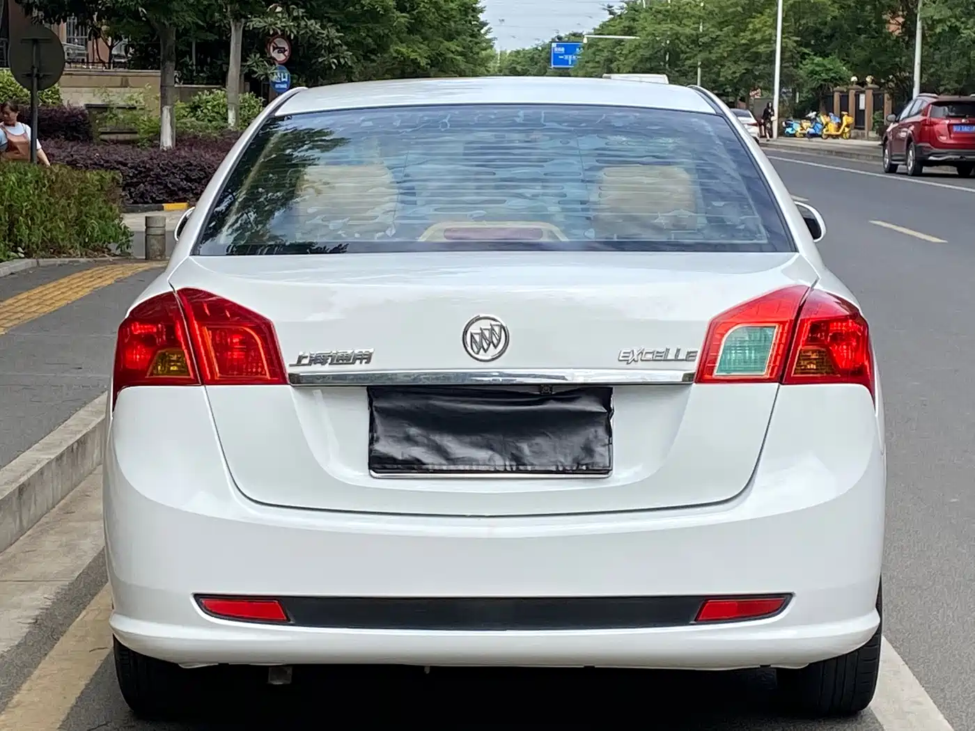 Buick Excelle 2013 1.5L Manual Classic Edition фото 6