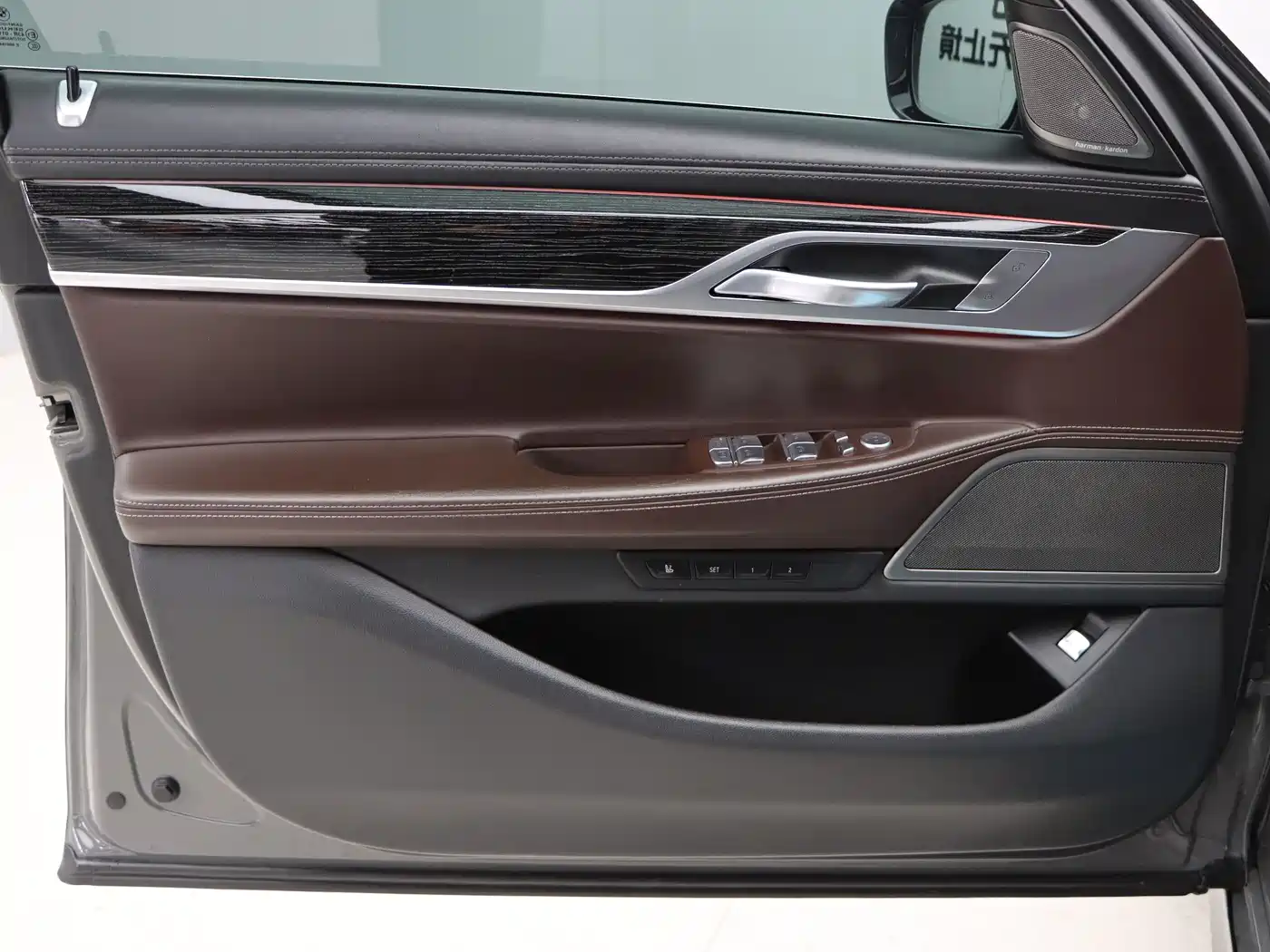 BMW 7 Series 2021 Model 730Li M Sport Package фото 16
