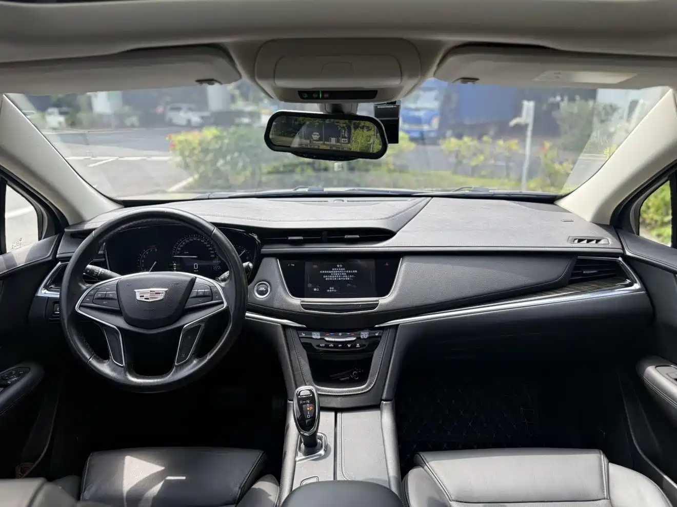Cadillac XT5 2016 28T AWD Luxury Model фото 9