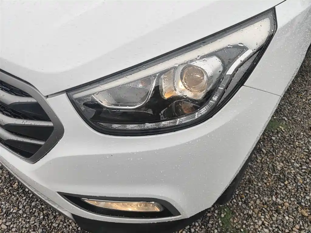 Hyundai Beijing Hyundai ix35 2013 2.0L Auto 2WD Smart GLS China IV фото 24