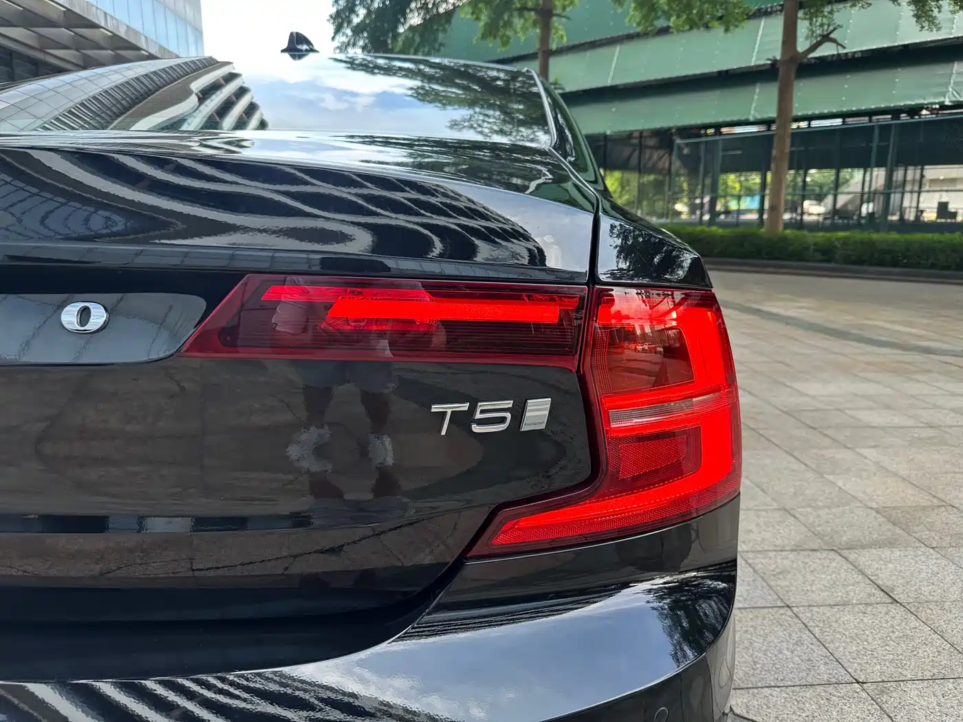 Фото 19 - Volvo S90