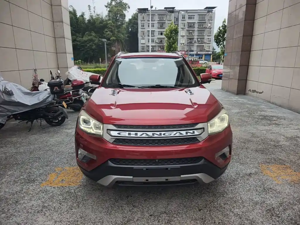 Фото 3 - Changan CS75
