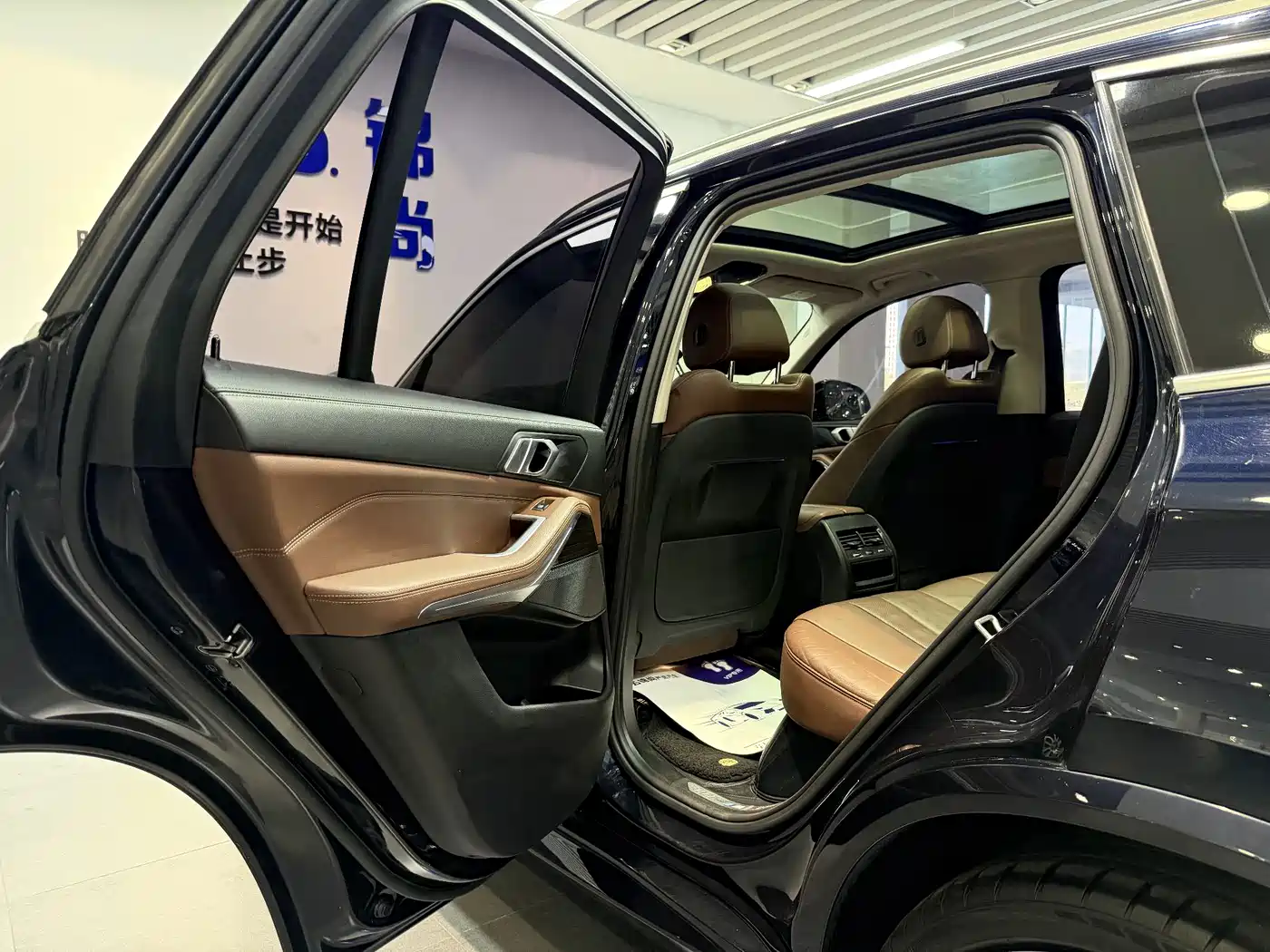BMW X5 (Import) 2019 xDrive40i M Sport Package фото 22