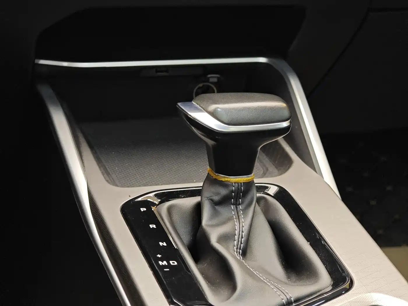 GEELY AUTOMOBILE EMGRAND