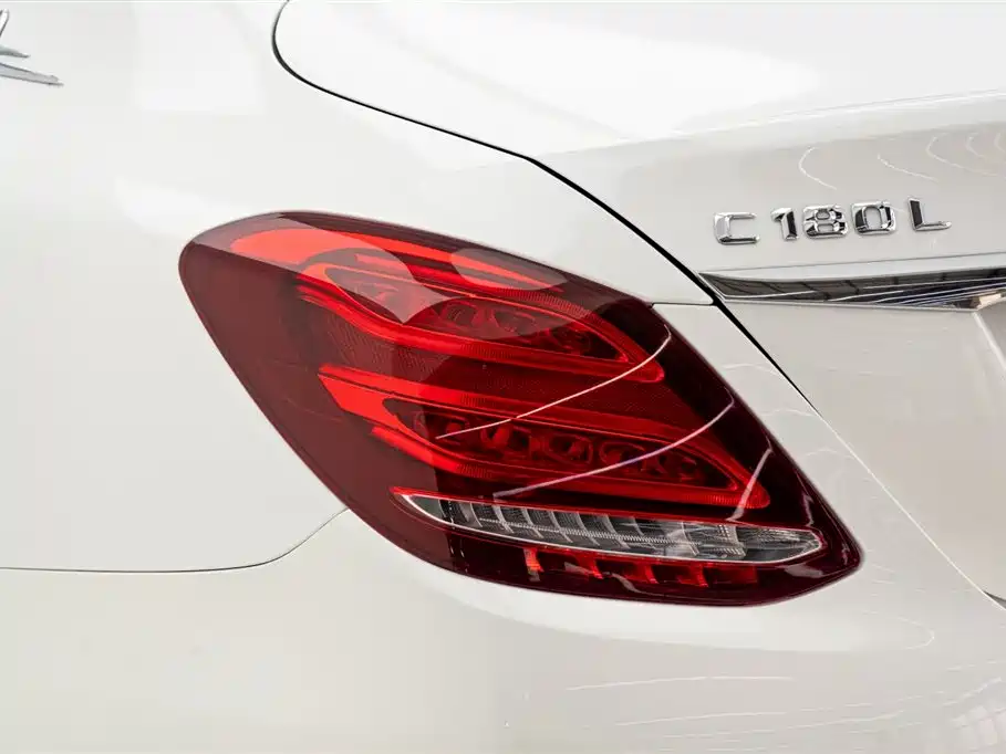 Mercedes-Benz C-Class 2016 C 180 L Sport фото 11