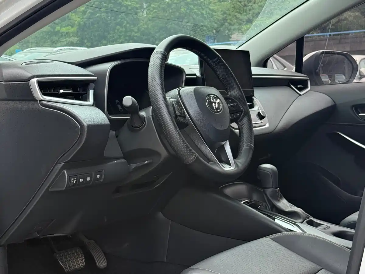 Toyota Levin 2023 Smart Hybrid 1.8L Sport Edition фото 6