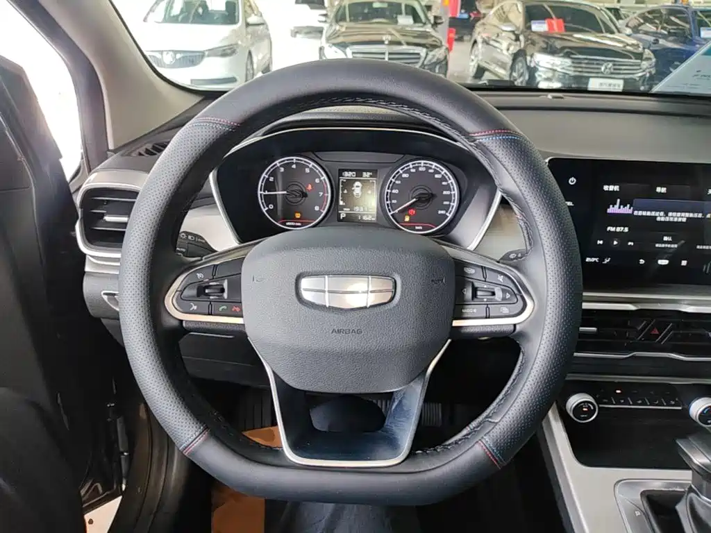 Geely Coolray 2025 2025 1.5L CVT Super Edition