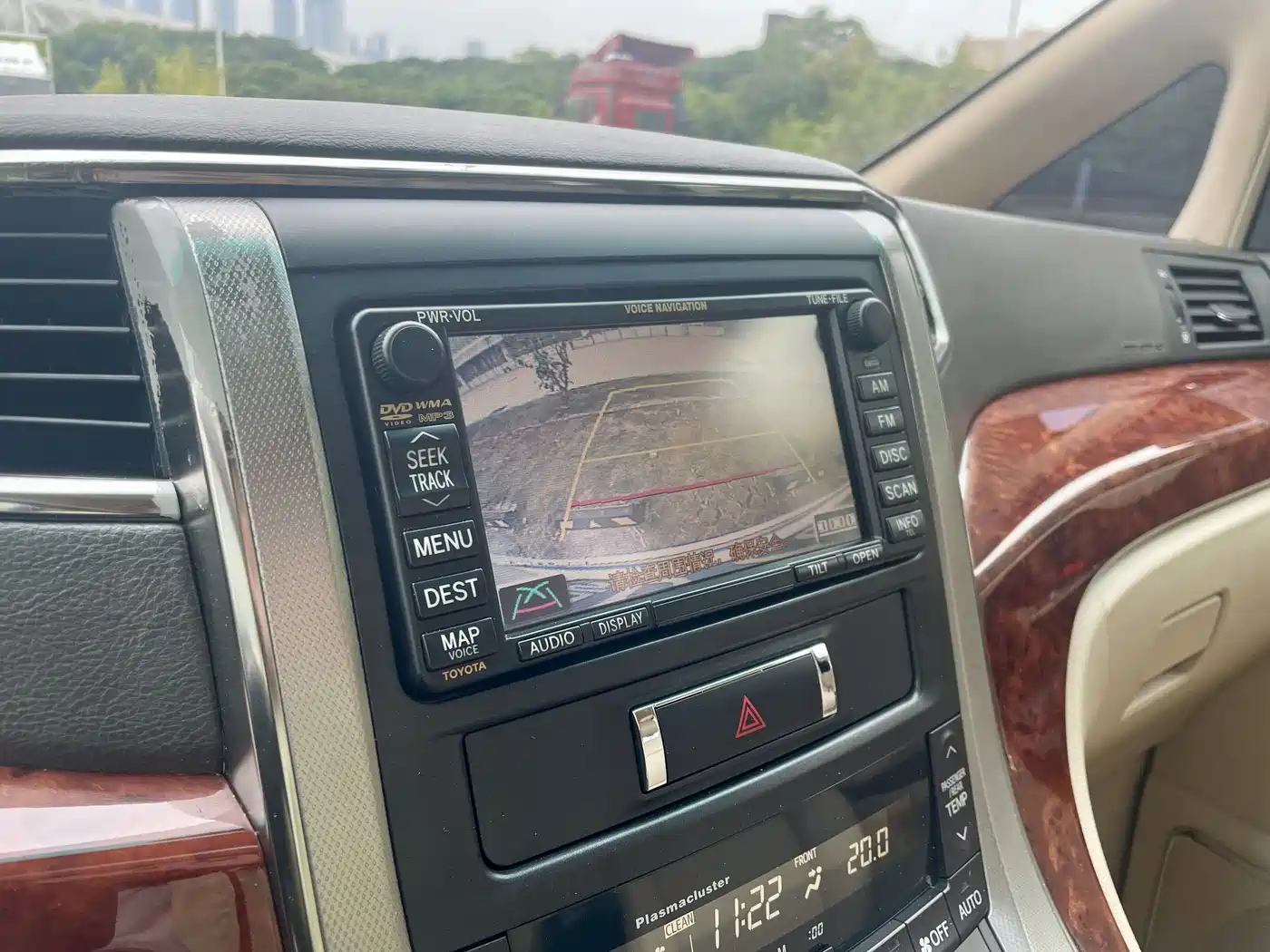 Toyota Alphard 2011 3.5L Luxury Edition фото 12
