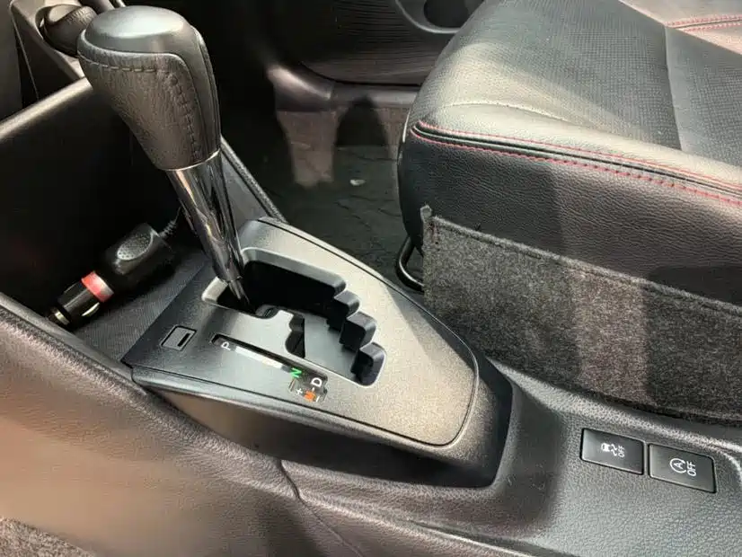Toyota YARiS L Zhi Xuan 2019 1.5E CVT MeiDong Edition China VI фото 13