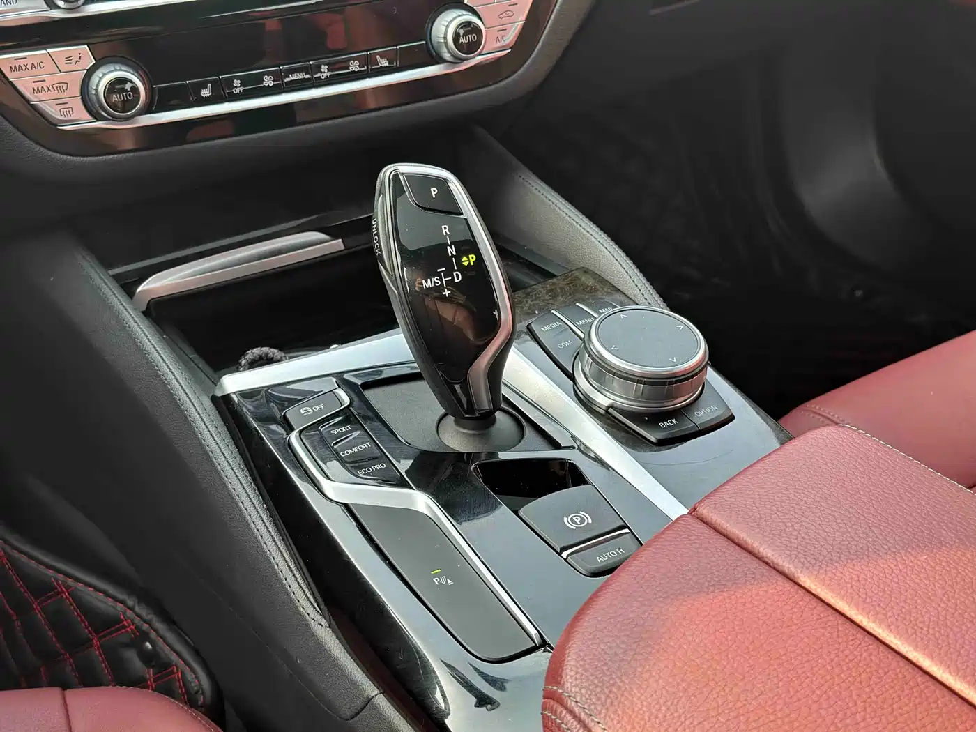 BMW 5 Series 2019 530Li Leading M Sport Package фото 7