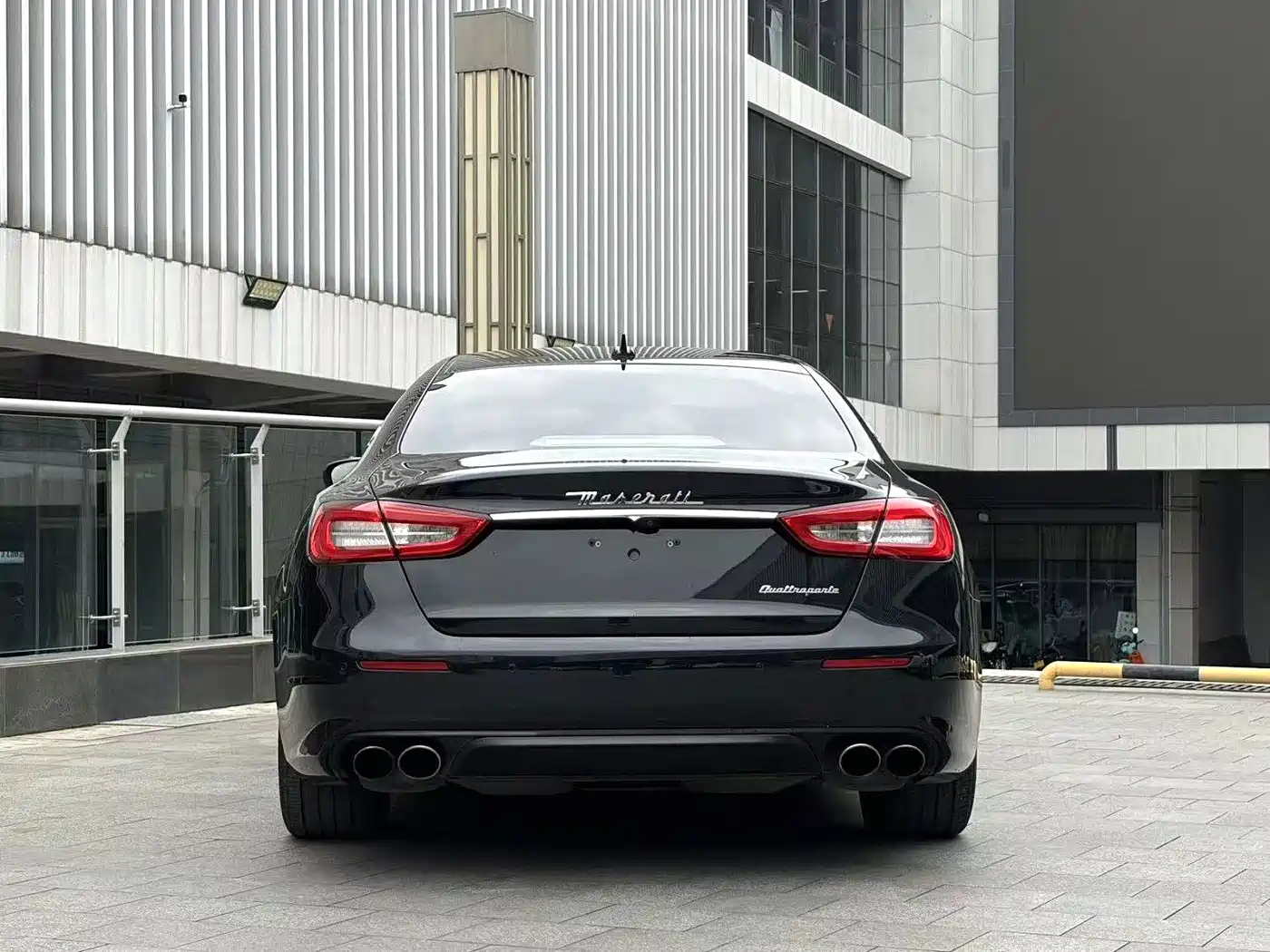 Maserati Quattroporte 2018 3.0T Standard Edition фото 9