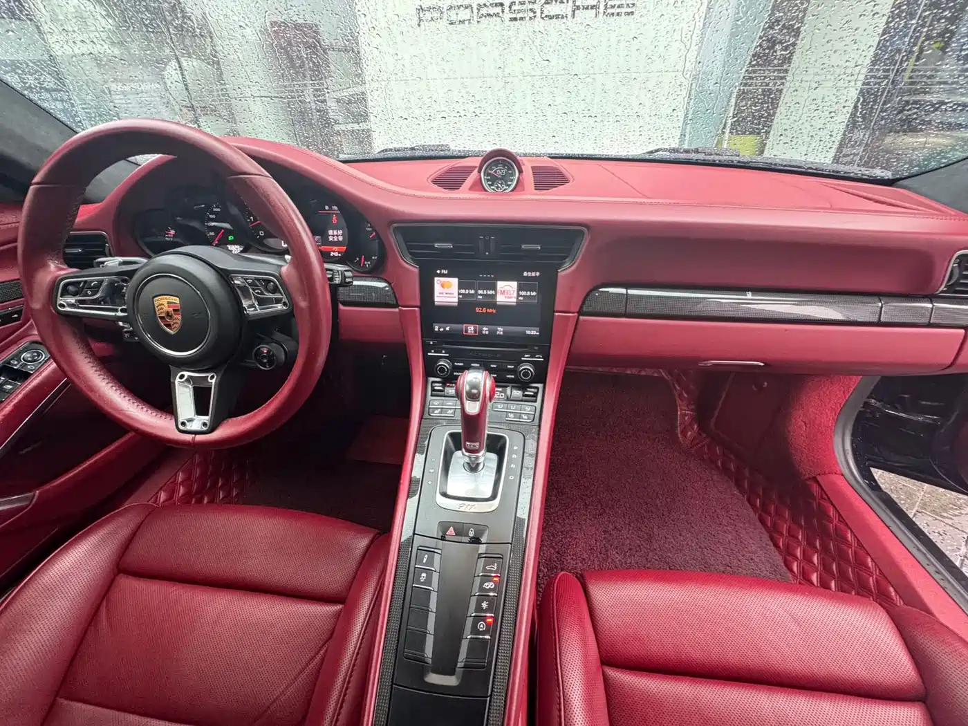 Фото 18 - Porsche 911