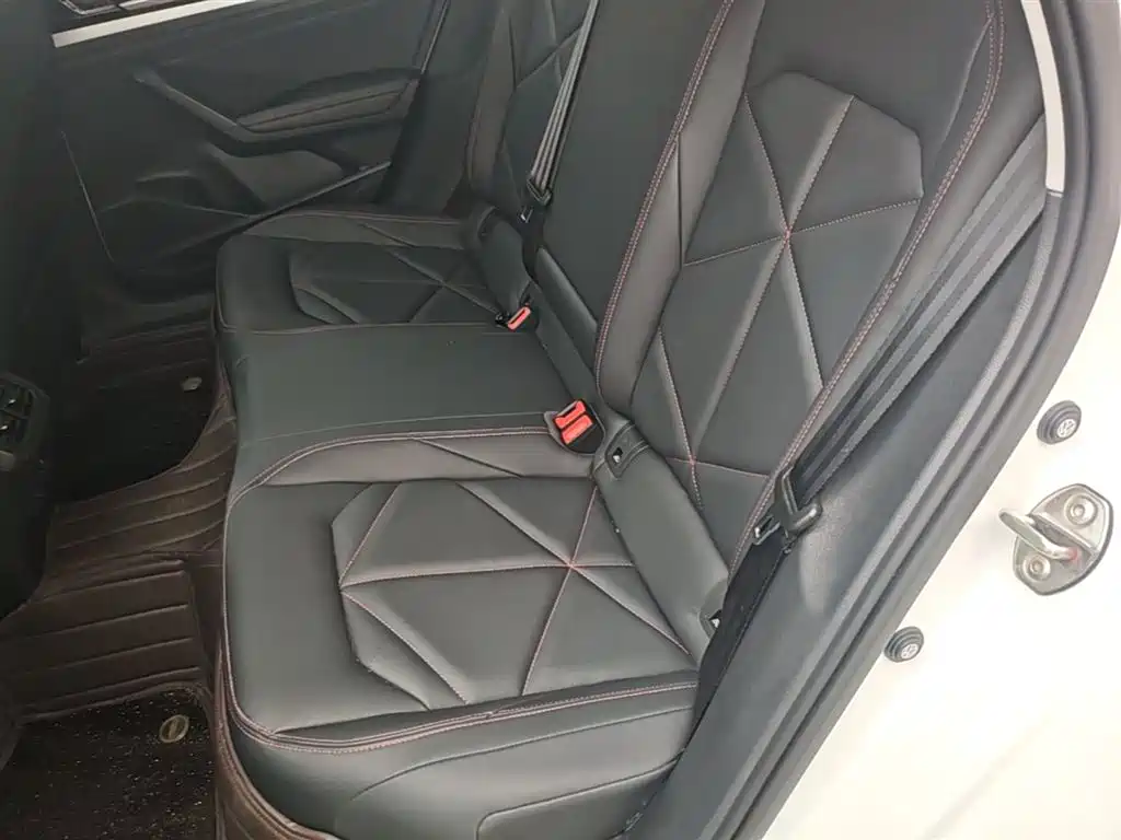 Volkswagen Lavida 2024 Model 300TSI DSG Starlight Leading Edition фото 17