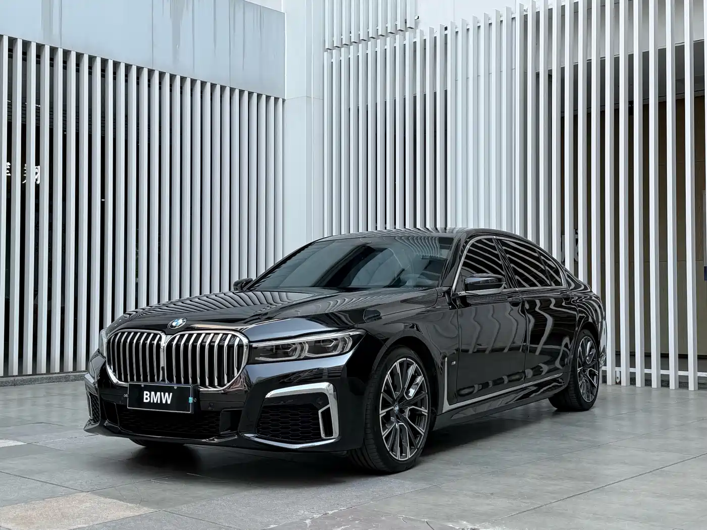 BMW 7 Series 2021 2021 Model 740Li Leading M Sport Package