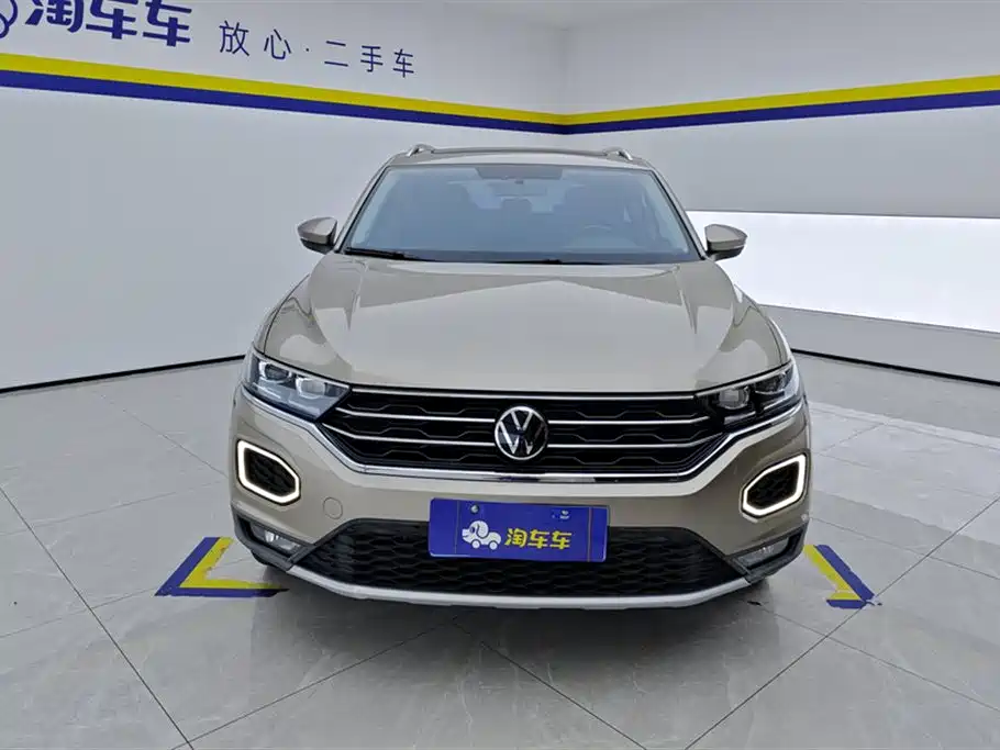 Фото 2 - Volkswagen T-ROC